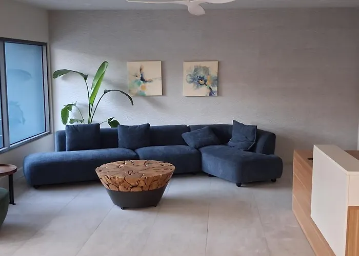 Sol Harbour Getaway